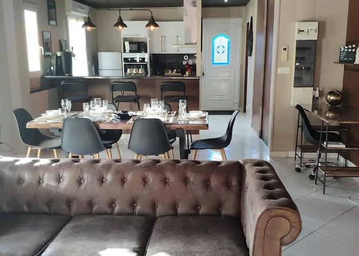 Le Manhattan Authentique Maison Climatisee 78 M2 Apartment *